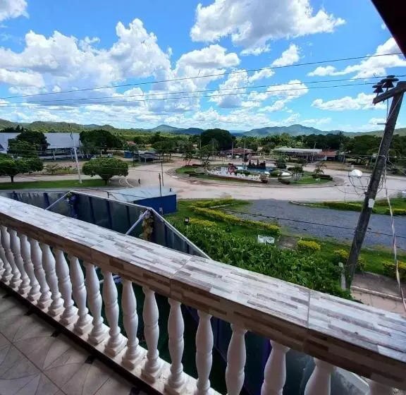 ペンション Pousada Adorno