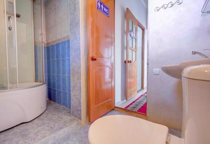 Ayar Hostel Bishkek