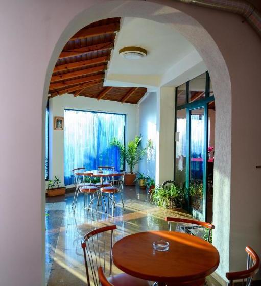 هتل Joni Restaurant