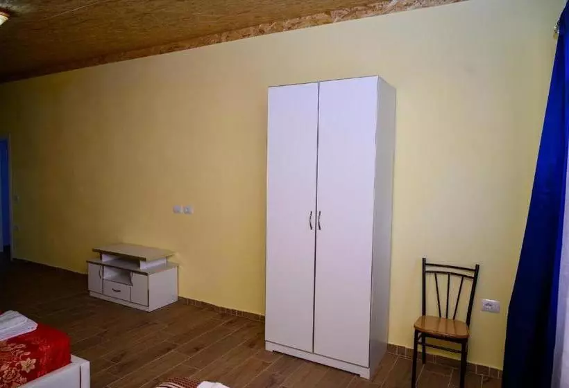 هتل Joni Restaurant