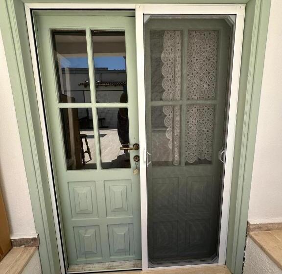 ペンション Monk Island Guesthouse