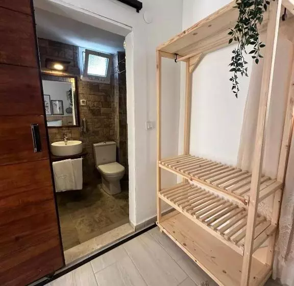 ペンション Monk Island Guesthouse