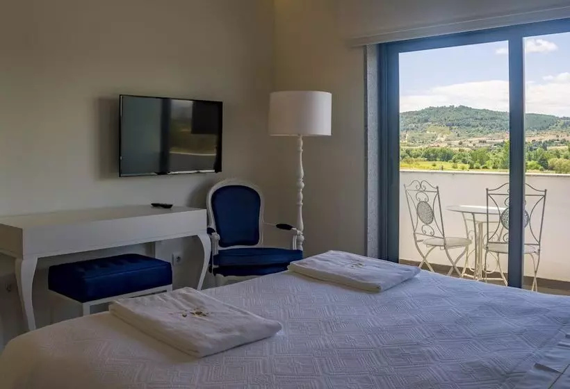 تختخواب و صبحانه Terrace Serra