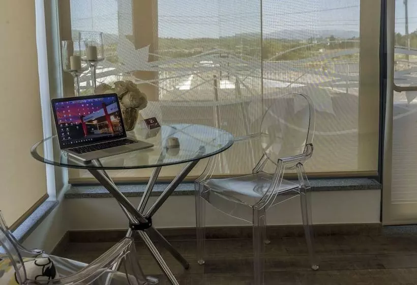 تختخواب و صبحانه Terrace Serra