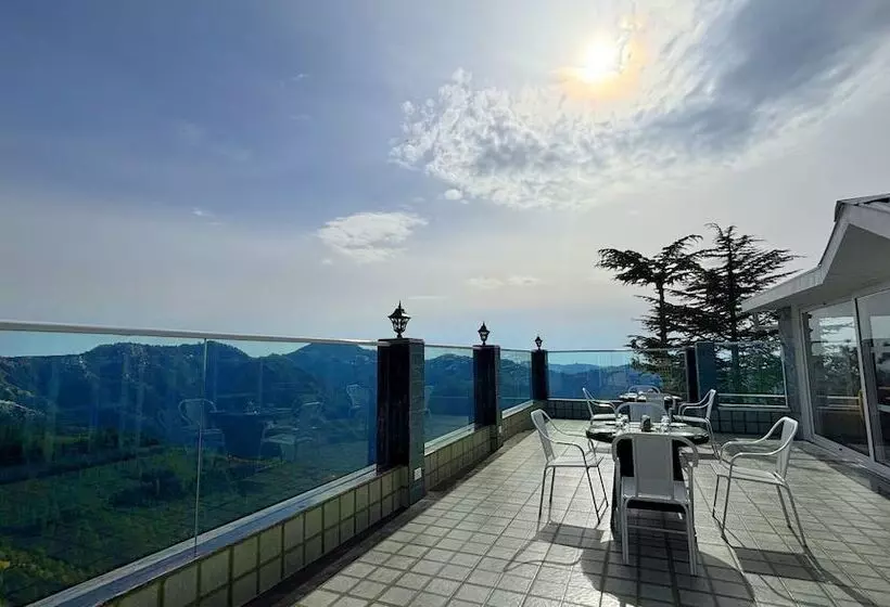 هتل The Retreat Mashobra, Shimla