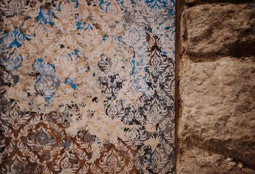 Majatalo Au Coeur Du Village Chambres D Hôtes & Spa