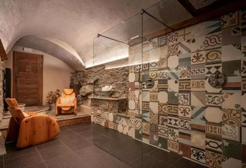 Majatalo Au Coeur Du Village Chambres D Hôtes & Spa