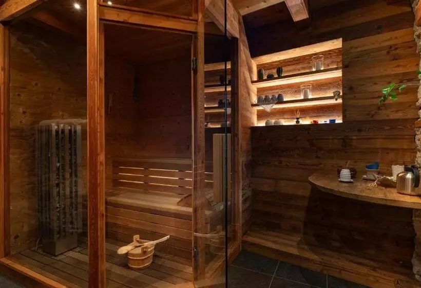 Majatalo Au Coeur Du Village Chambres D Hôtes & Spa