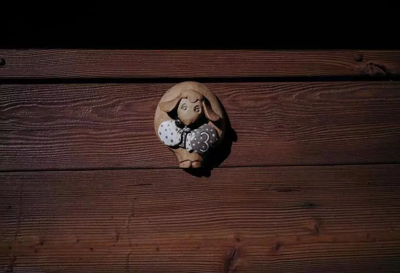 Majatalo Au Coeur Du Village Chambres D Hôtes & Spa