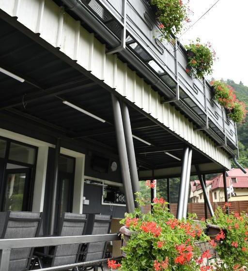 پانسیون New Green