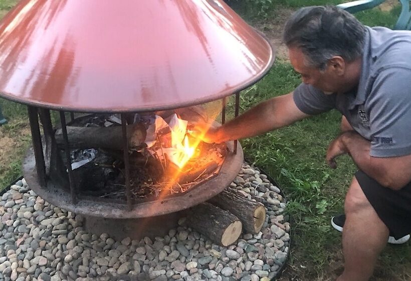 تختخواب و صبحانه Villa Dallavalle