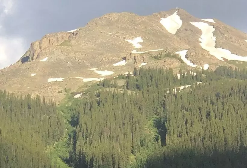 Aamiaismajoitus (B&B) Villa Dallavalle