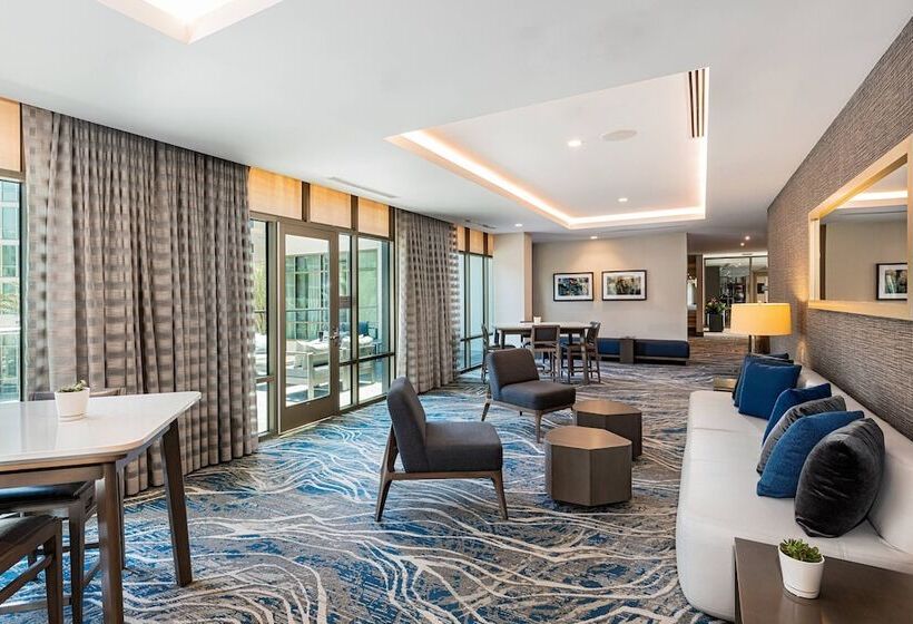 هتل Courtyard By Marriott Los Angeles Monterey Park