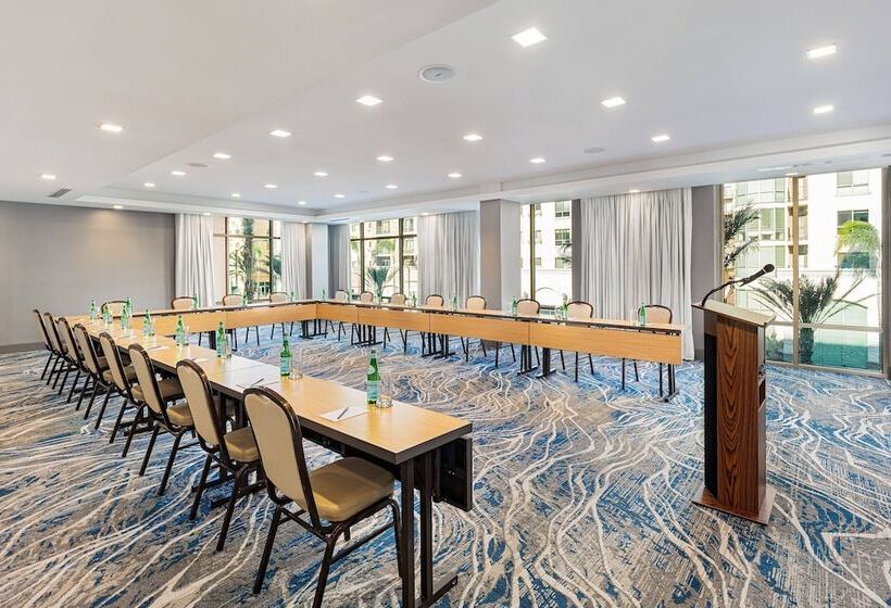 هتل Courtyard By Marriott Los Angeles Monterey Park