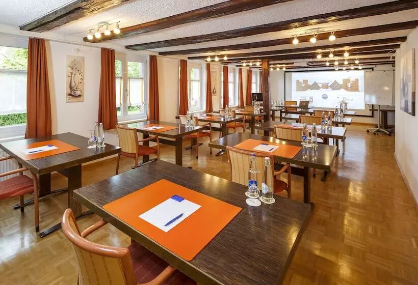 ホテル Historische Residenz Lindeneck