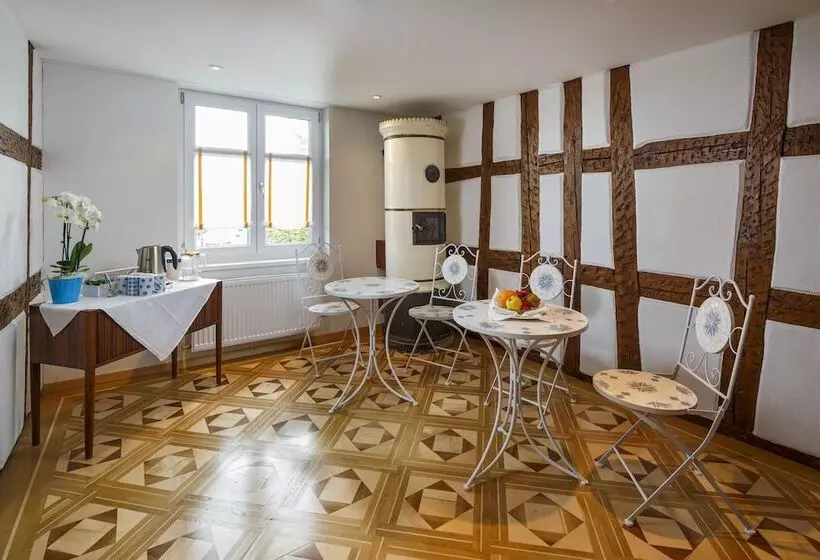 ホテル Historische Residenz Lindeneck