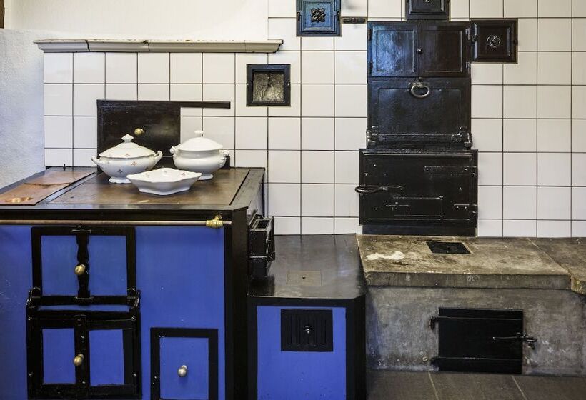 호텔 Historische Residenz Lindeneck