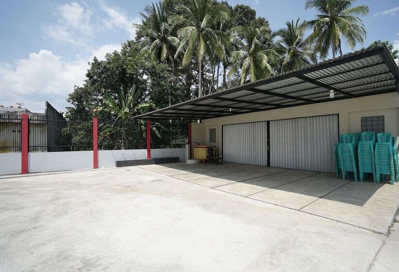 酒店 Oyo 1253 Wismakito Syariah