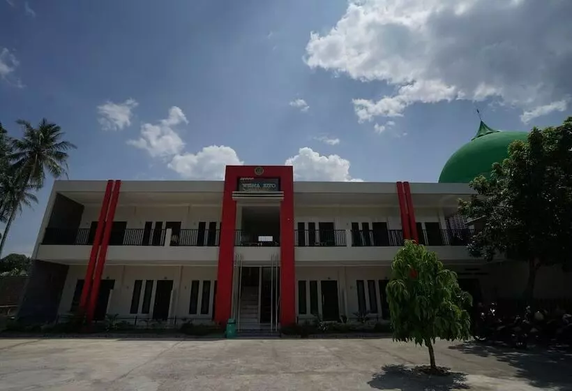 ホテル Oyo 1253 Wismakito Syariah