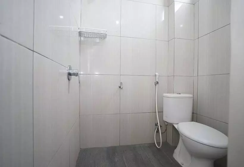 ホテル Oyo 1253 Wismakito Syariah