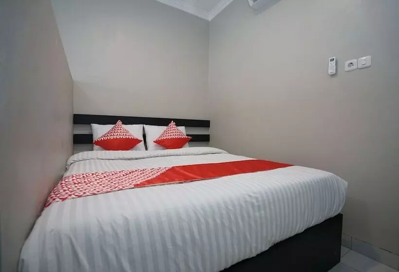 ホテル Oyo 1253 Wismakito Syariah