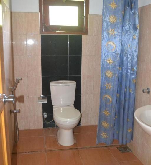 בית מלון כפרי Samren Restaurant And Guest House