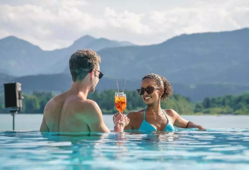 ホテル Scalaria Sunset Wing