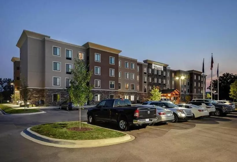 ホテル Staybridge Suites   Holland By Ihg