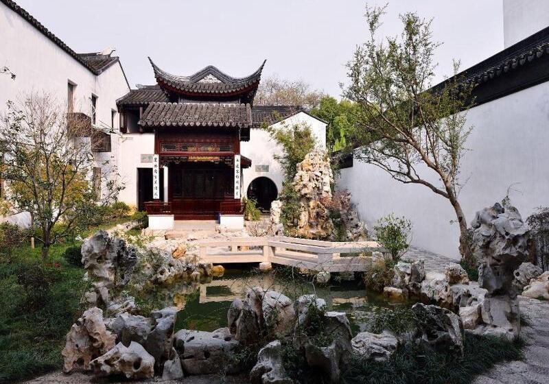בית מלון כפרי Blossom House Suzhou Tanhuafu