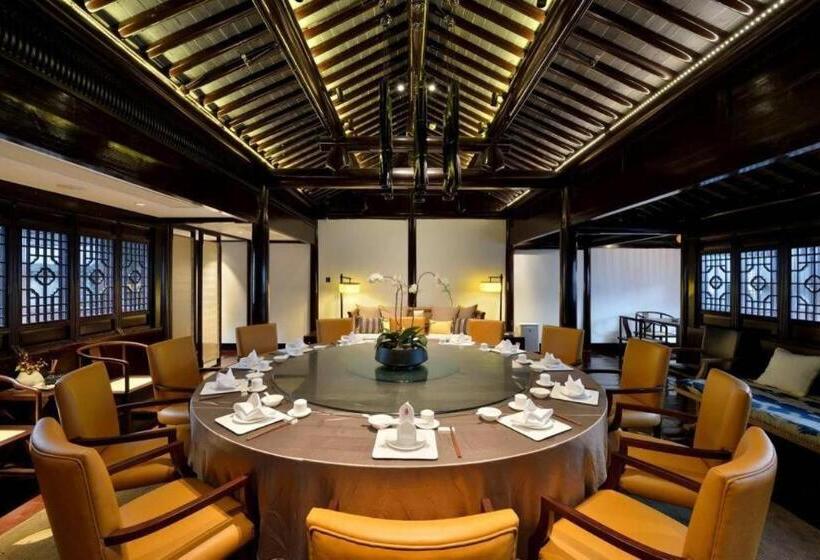 בית מלון כפרי Blossom House Suzhou Tanhuafu