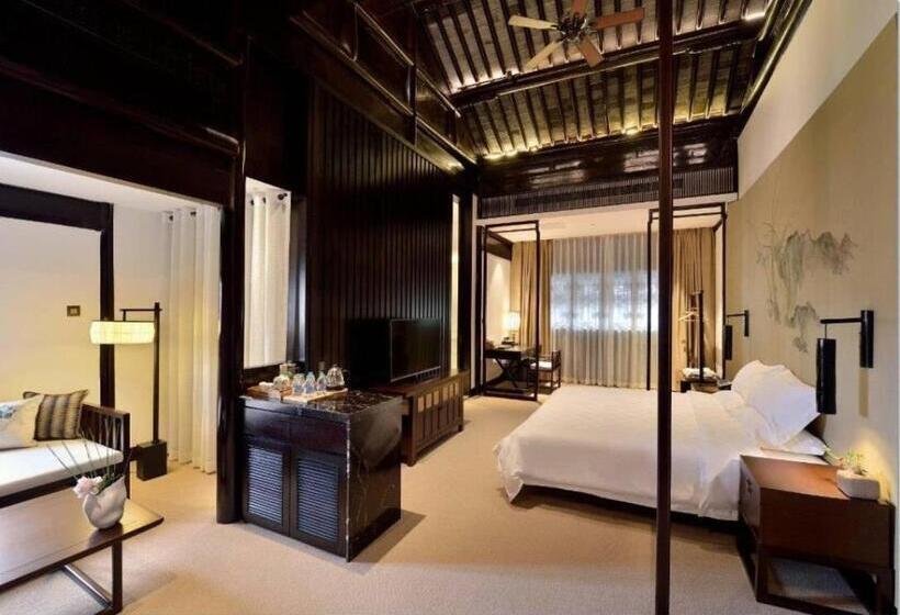 בית מלון כפרי Blossom House Suzhou Tanhuafu