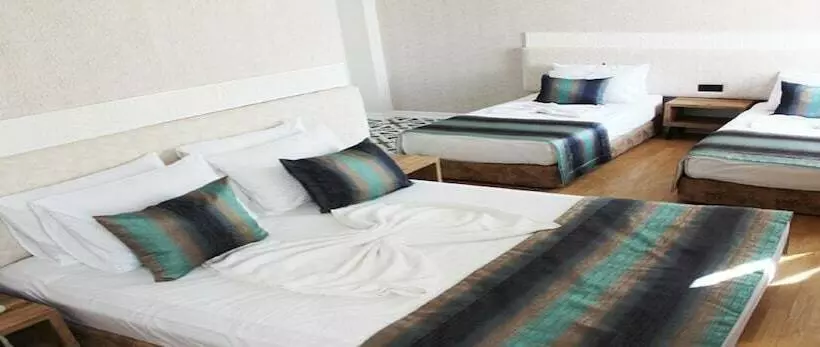 هتل Grand Boss Suit