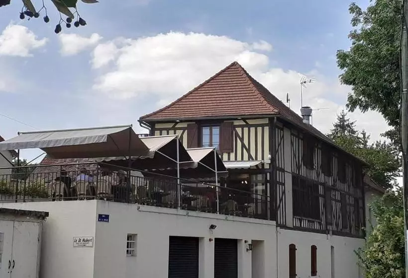 Hotelli Le Saint Hubert