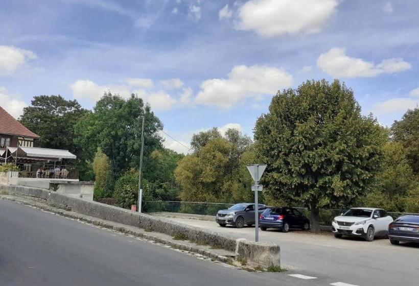 בית מלון כפרי Le Saint Hubert