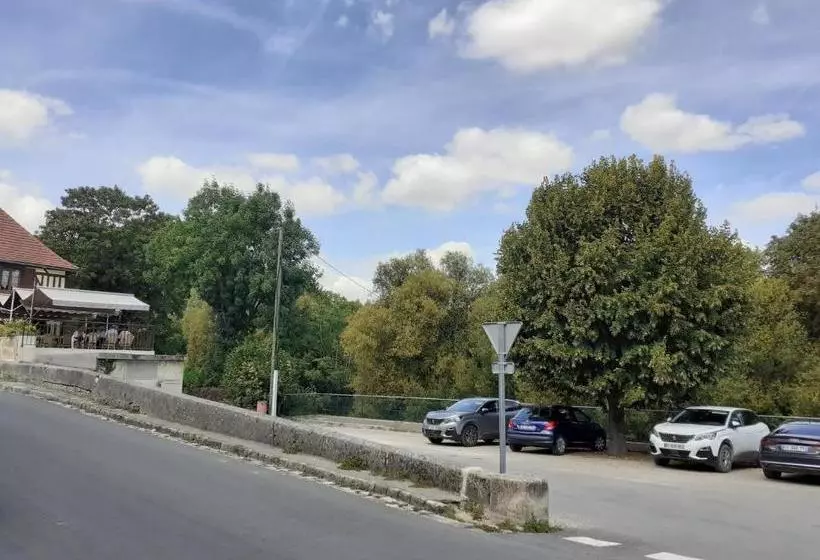 Hotelli Le Saint Hubert