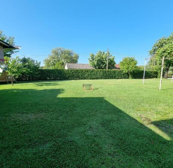 پانسیون Balabani Local Stay