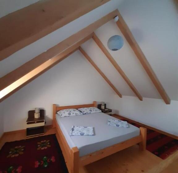 پانسیون Balabani Local Stay