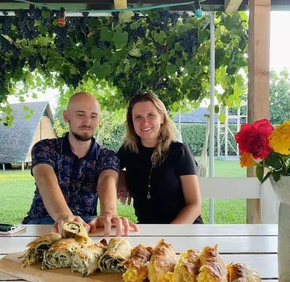 پانسیون Balabani Local Stay