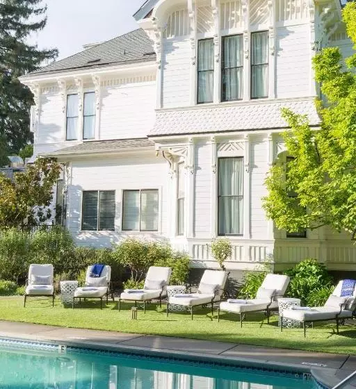 Bed and Breakfast The White House Napa Valley