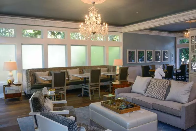 Bed and Breakfast The White House Napa Valley