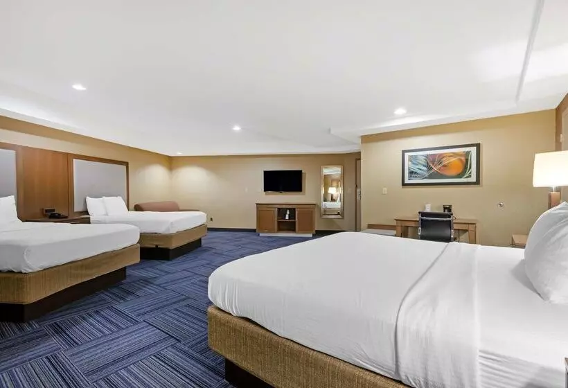 Отель Best Western Summit Inn