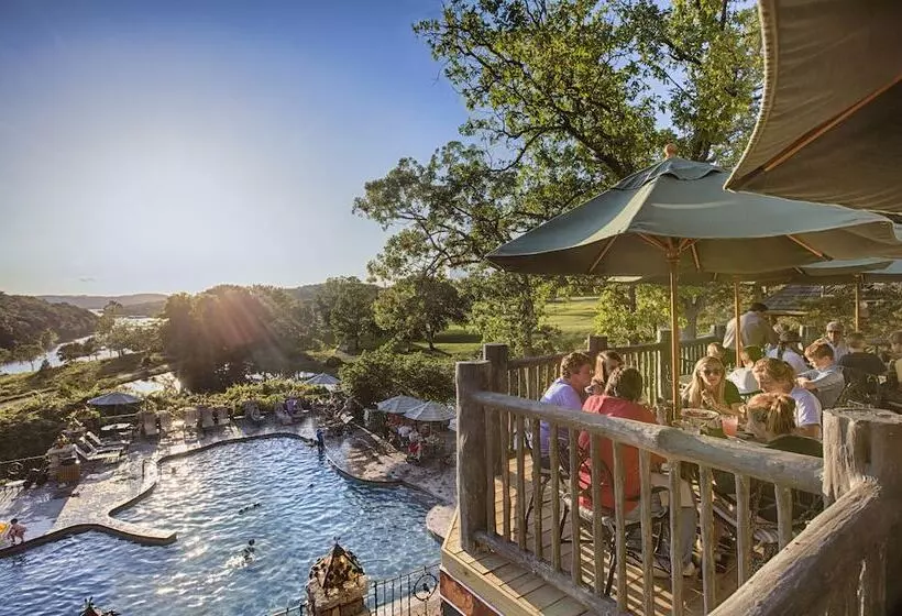 فندق Big Cedar Lodge