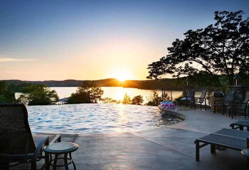 فندق Big Cedar Lodge