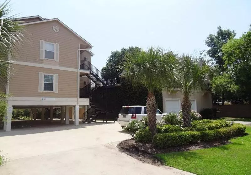 Отель Boardwalk Inn