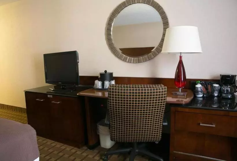 בית מלון כפרי Breckinridge Inn