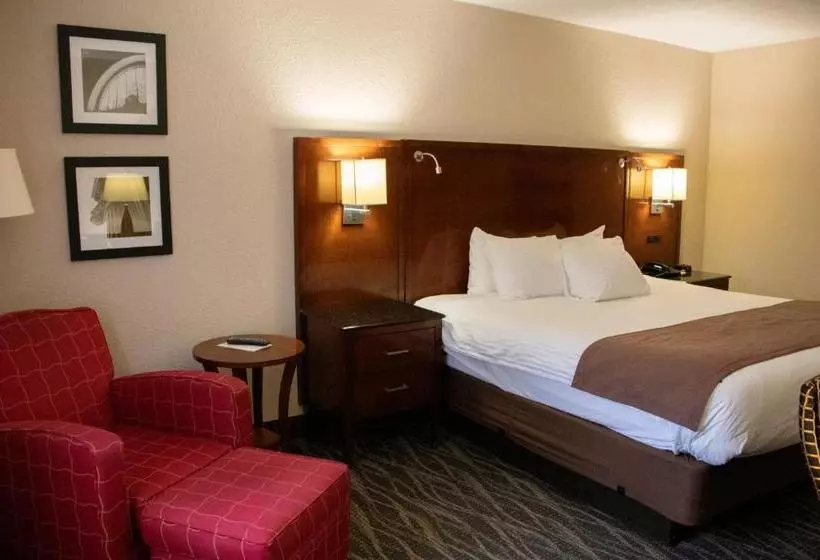 בית מלון כפרי Breckinridge Inn