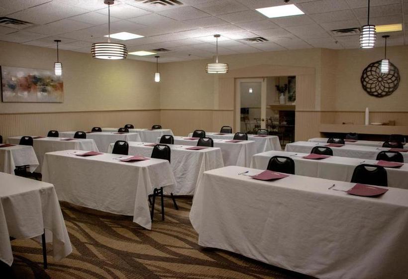 בית מלון כפרי Breckinridge Inn