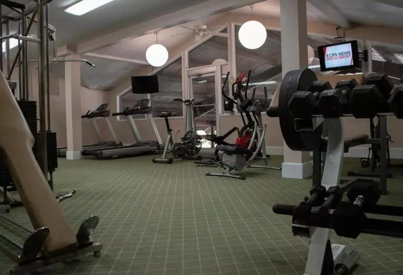 בית מלון כפרי Breckinridge Inn