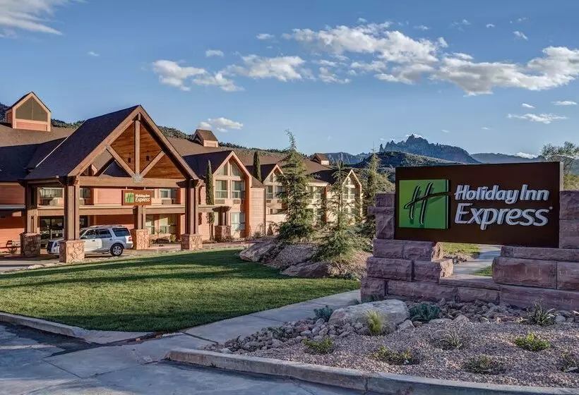 בית מלון כפרי Holiday Inn Express Springdale   Zion National Park Area, An Ihg
