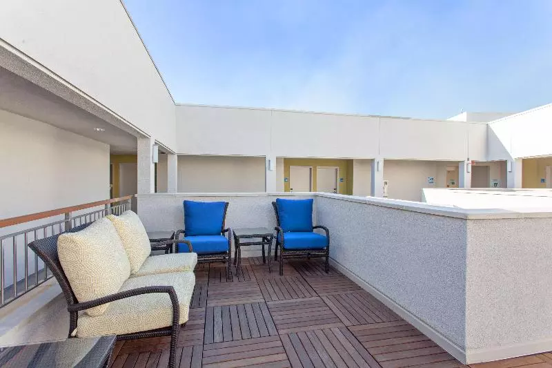 호텔 Holiday Inn Express West Los Angeles, An Ihg